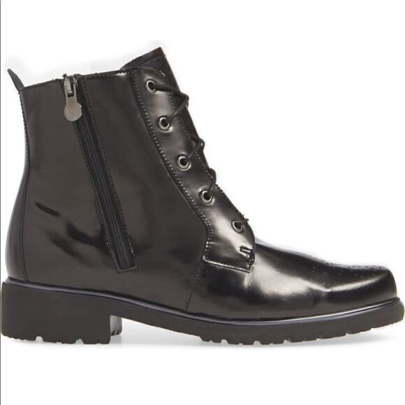 Munro  leather upper/ lining lightweight ankle lace up Booties size 7N in brown - Picture 4 of 11